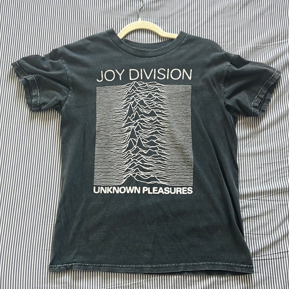 Brandy Melville Unisex Adult Unknown Pleasures Joy Division T-Shirt